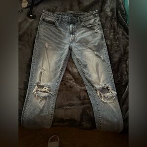 Men’s American eagle slim jeans size 32x34.